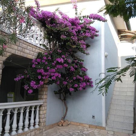 Apartmani Korade Vir Esterno foto