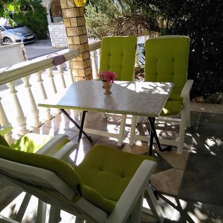 Apartmani Korade Vir Esterno foto