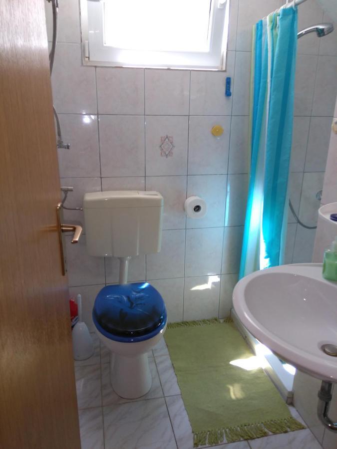 Apartmani Korade Vir Esterno foto