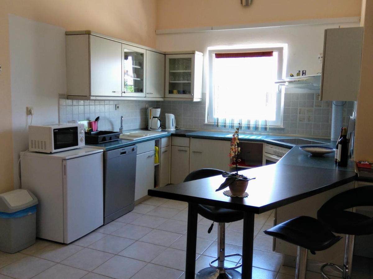 Apartmani Korade Vir Esterno foto