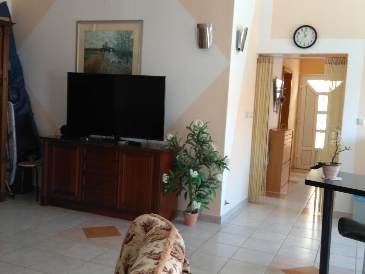 Apartmani Korade Vir Esterno foto