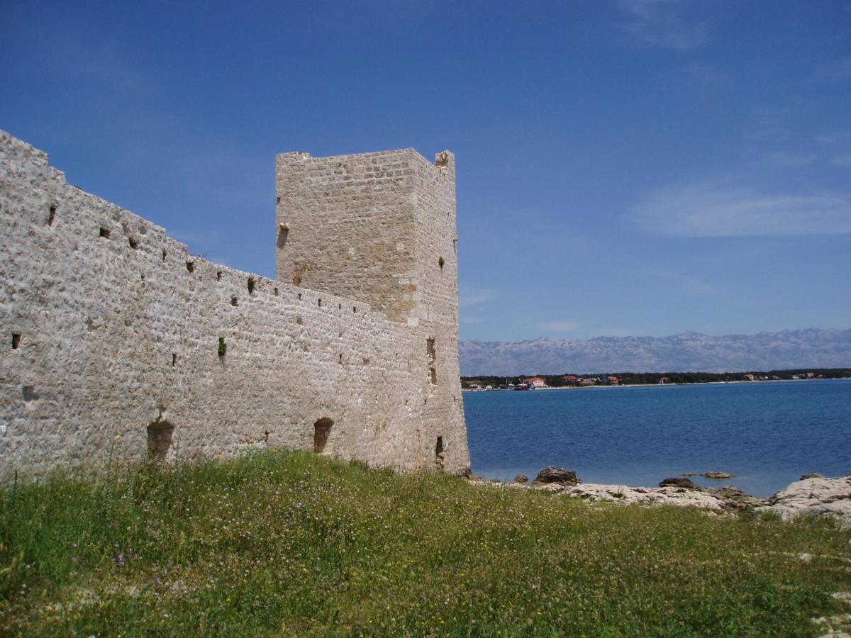 Apartmani Korade Vir Esterno foto