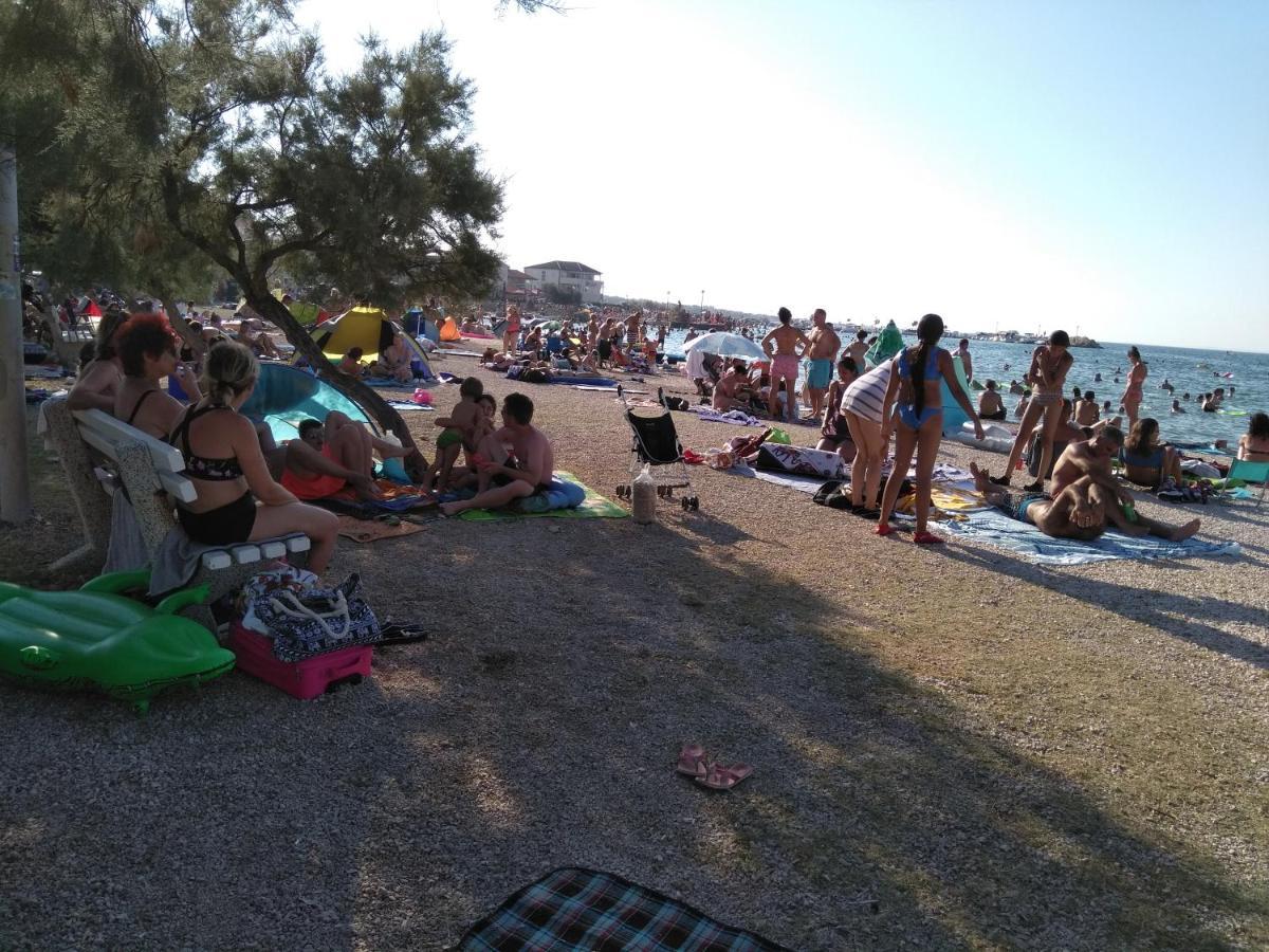 Apartmani Korade Vir Esterno foto
