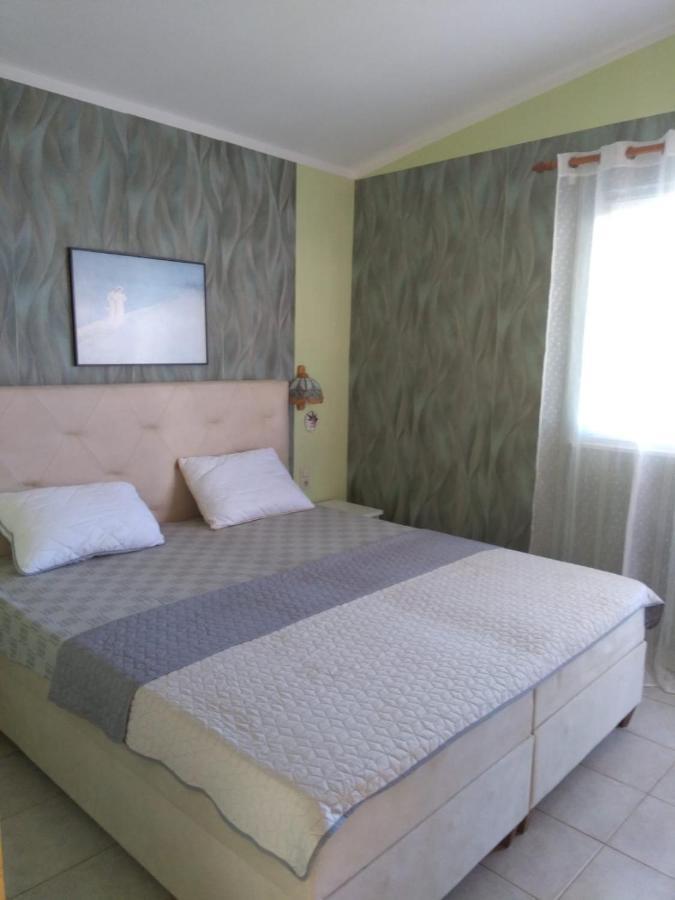 Apartmani Korade Vir Esterno foto