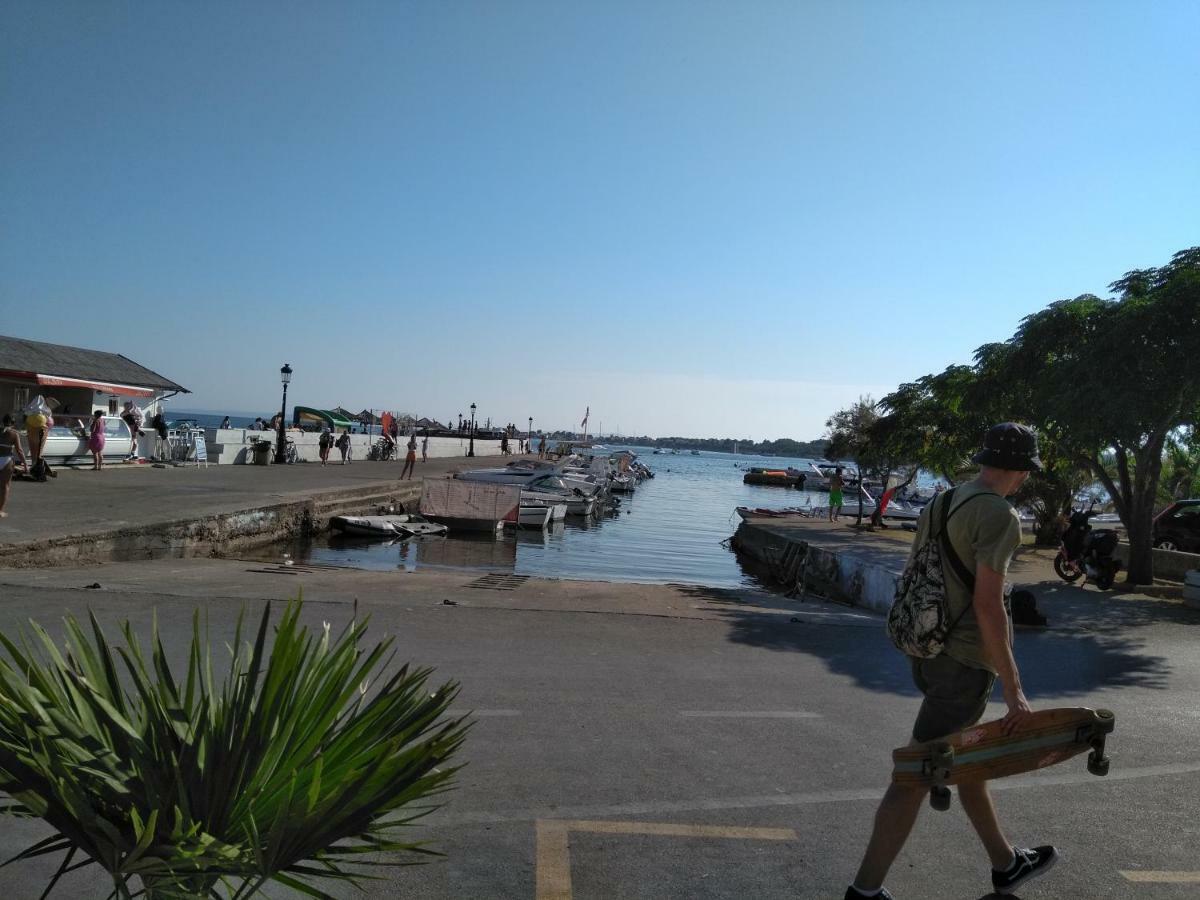 Apartmani Korade Vir Esterno foto