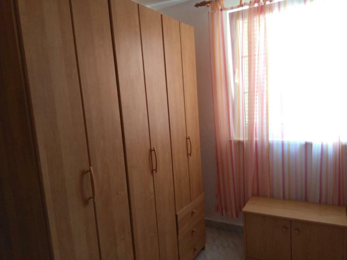 Apartmani Korade Vir Esterno foto